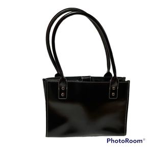 Wilsons Smooth Leather Black Handbag